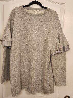 H&M Light Gray Ruffle-Sleeve Sweatshirt